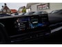 BMW i5 I5 eDrive40 M-pakket | Iconic Glow | Stoelkoeling | Panorama | BMW Driving Assistant| Harman/Kardon | 340PK | Swarovski |