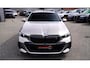 BMW i5 I5 eDrive40 M-pakket | Iconic Glow | Stoelkoeling | Panorama | BMW Driving Assistant| Harman/Kardon | 340PK | Swarovski |