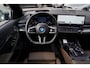 BMW i5 I5 eDrive40 M-pakket | Iconic Glow | Stoelkoeling | Panorama | BMW Driving Assistant| Harman/Kardon | 340PK | Swarovski |