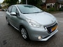 Peugeot 208 1.2 VTi Style 5-deurs Airco Cruise Navi Trekhaak 1150kg.