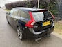 Volvo V60 2.0 D4 Momentum / AUTOMAAT / NAVI / STOELVERWARMING / CRUISE