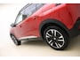 Peugeot 2008 1.2 PureTech GT Pack 130pk Automaat | Adaptive Cruise Control | Full LED | Keyless Entry & Start | Camera | Alcantara bekleding | Navigatie | 18'' LM Velgen | 1e Eigenaar