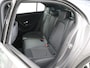 Mercedes-Benz A-klasse 180 Star Edition Stoelverwarming | 2x groot scherm | Led verl. | spiegelpakket | Achteruitrij camera |