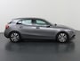 Mercedes-Benz A-klasse 180 Star Edition Stoelverwarming | 2x groot scherm | Led verl. | spiegelpakket | Achteruitrij camera |