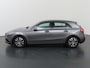 Mercedes-Benz A-klasse 180 Star Edition Stoelverwarming | 2x groot scherm | Led verl. | spiegelpakket | Achteruitrij camera |