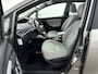 Toyota Verso 1.8 VVT-i Dynamic Business | Trekhaak | Navigatie | Parkeercamera |