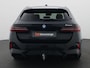 BMW 5-Serie Touring 530e M Sport Edition 299PK AUT. Panoramadak, Keyless, Adaptieve Cruise, Memorystoel, Head-Up Display, Elektr. Achterklep, Stoelverwarming+Koeling, Stuurverwarming, Volleder, Trekhaak, 21" LM Velgen