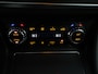 Mercedes-Benz GLA 180 Business Solution Limited | Dual Climate Control | Camera | Parkeersensoren | Navigatie | Stoelverwarming | Inclusief 24 maanden MB Certified garantie voor Europa.