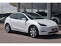 Tesla Model Y 351pk Long Range AWD 75 kWh | SoH 92% | Trekhaak Afneembaar | Stoelverwarming | Panoramadak