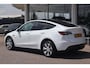 Tesla Model Y 351pk Long Range AWD 75 kWh | SoH 92% | Trekhaak Afneembaar | Stoelverwarming | Panoramadak