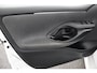 Toyota Yaris 1.5 Hybrid Executive | Head up display | Parkeersensoren | Trekhaak | Leder / Stof bekleding |
