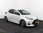 Toyota Yaris 1.5 Hybrid Executive | Head up display | Parkeersensoren | Trekhaak | Leder / Stof bekleding |