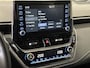 Toyota Corolla Touring Sports 1.8 Hybrid Dynamic | Trekhaak | Camera | Carplay | Stoelverwarming | Keyless | Digital Cockpit | 17"LM velgen |