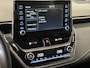 Toyota Corolla Touring Sports 1.8 Hybrid Dynamic | Trekhaak | Camera | Carplay | Stoelverwarming | Keyless | Digital Cockpit | 17"LM velgen |