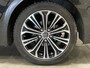 Toyota Corolla Touring Sports 1.8 Hybrid Dynamic | Trekhaak | Camera | Carplay | Stoelverwarming | Keyless | Digital Cockpit | 17"LM velgen |