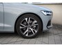 Volvo V60 2.0 B3 Essential Edition Adaptieve Cruise Control | Parkeercamera Achter | Google Infotainment | LED-Koplampen