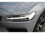 Volvo V60 2.0 B3 Essential Edition Adaptieve Cruise Control | Parkeercamera Achter | Google Infotainment | LED-Koplampen