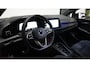 Volkswagen Golf VIII 1.5 eTSI R-Line ACC-AMBIANCE-CAMERA-HARMAN KARDON-IQ LIGHT-PANORAMA-NAVIGATIE