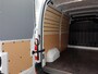 Renault Master T33 2.3 dCi 135 L2H2 BPM VRIJ ! Airco Cruise control Parkeersensoren Navigatie Trekhaak
