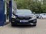 BMW 1-Serie 118i Executive Edition / NL-Auto / Dealer-Onderhouden / Cruise-Control / Climate-Control / Apple-Carplay & Android-Auto / Afneembare-Trekhaak / Sportstuur & Sportstoelen / DAB Radio-Bluetooth / Navi / LED / PDC V+A met Camera / 17'' LMV / ENZ.