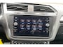 Volkswagen Tiguan 1.5 TSI R-Line | Automaat | Trekhaak | Adaptief Cruise Control | 360° Camera | Stoel + Stuurverwarming | Navi | Achteruitrijcamera |