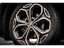 Renault Kadjar 1.3 TCe 160 Pk Automaat Black Edition | Adapt. Cruise | Bose | 19 inch LMV | Sportstoelen | LED