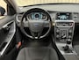 Volvo V60 1.6 D2 Kinetic *Trekhaak* Navi + HDD / Distributie v.v. / Digi Dash / PDC / Org. NL + NAP