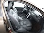 Volvo V70 T4 Nordic+ | Stoelverwarming | Lederen interieur | Afneembare trekhaak | Climate Control | High Performance Audio | Navigatie | Parkassist achter |