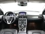 Volvo V70 T4 Nordic+ | Stoelverwarming | Lederen interieur | Afneembare trekhaak | Climate Control | High Performance Audio | Navigatie | Parkassist achter |