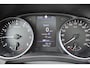 Nissan Qashqai 1.3 DIG-T Visia, boekjes, navigatie, led dagrijverlichting, panoramadak, camera, airco, 2 sleutels, trekhaak.