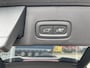 Volvo V90 2.0 T8 Plug-in hybrid AWD Ultimate Dark 20"/Luchtvering/Trekhaak/Panoramadak/Stoelverwarming v+a/360 Camera/Dodehoek/Head-up/DAB/Keyless