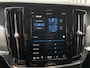 Volvo V90 2.0 T8 Plug-in hybrid AWD Ultimate Dark 20"/Luchtvering/Trekhaak/Panoramadak/Stoelverwarming v+a/360 Camera/Dodehoek/Head-up/DAB/Keyless