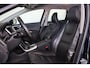 Volvo XC60 T5 Polar Plus - Standkachel - Panoramadak - Elektr. bedienb. voorstoelen met geheugen - Parkeercamera achter - Adaptieve koplampen - Volvo On Call - Voorruit verwarming - Verwarmde voorstoelen - Parkeersensoren voor & achter - Navigatie - 18" LMV