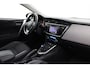 Toyota Auris 1.8 Hybrid Executive | Panoramadak | Trekhaak | Stoelverwarming | Keyless | Cruise | Clima | 17 inch