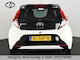 Toyota Aygo 1.0 VVT-i X-PLAY AUTOMAAT BI-TONE AIRCO. CAMERA. GARANTIE TOT 4-2029 !!
