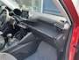 Peugeot 2008 1.2 Turbo 100PK Active Pack | Navigatie Via Telefoon | Stoelverwarming | LED | Lichtmetaal | Camera | Parkeersensoren Achter | Cruise Control | Climate control | LED Dagrijverlichting .