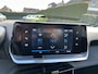 Peugeot 2008 1.2 Turbo 100PK Active Pack | Navigatie Via Telefoon | Stoelverwarming | LED | Lichtmetaal | Camera | Parkeersensoren Achter | Cruise Control | Climate control | LED Dagrijverlichting .