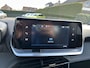 Peugeot 2008 1.2 Turbo 100PK Active Pack | Navigatie Via Telefoon | Stoelverwarming | LED | Lichtmetaal | Camera | Parkeersensoren Achter | Cruise Control | Climate control | LED Dagrijverlichting .