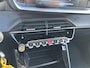 Peugeot 2008 1.2 Turbo 100PK Active Pack | Navigatie Via Telefoon | Stoelverwarming | LED | Lichtmetaal | Camera | Parkeersensoren Achter | Cruise Control | Climate control | LED Dagrijverlichting .