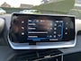 Peugeot 2008 1.2 Turbo 100PK Active Pack | Navigatie Via Telefoon | Stoelverwarming | LED | Lichtmetaal | Camera | Parkeersensoren Achter | Cruise Control | Climate control | LED Dagrijverlichting .