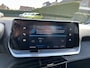 Peugeot 2008 1.2 Turbo 100PK Active Pack | Navigatie Via Telefoon | Stoelverwarming | LED | Lichtmetaal | Camera | Parkeersensoren Achter | Cruise Control | Climate control | LED Dagrijverlichting .