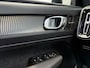 Volvo XC40 T2 R-Design | Panoramadak | LED Koplampen | Harman Kardon | 360º Camera | BLIS | Adaptieve Cruise Control |
