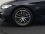 BMW 5-Serie Touring 530e xDrive M Sport Plug in Hybrid | PHEV | Adaptive Cruise | Meesturende achteras | Lederen Sportstoelen Memory | Adaptive Onderstel | Carplay | Camera | LED |