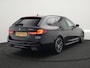 BMW 5-Serie Touring 530e xDrive M Sport Plug in Hybrid | PHEV | Adaptive Cruise | Meesturende achteras | Lederen Sportstoelen Memory | Adaptive Onderstel | Carplay | Camera | LED |