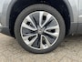 Skoda Karoq 1.5 TSI ACT Business Edition / 18'' LMV / ELEK. KLEP / PAN-SCHUIF DAK /