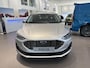 Ford Focus Wagon 1.0 EcoBoost Hybrid Titanium | Stoelverwarming | Stuurverwarming | Voorruitverwarming | Parkeersensoren voor en achter