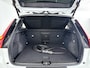 Volvo XC40 T4 Aut. Recharge Inscription | Panoramadak | Trekhaak | Stoel- en stuurverwarming