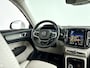 Volvo XC40 T4 Aut. Recharge Inscription | Panoramadak | Trekhaak | Stoel- en stuurverwarming
