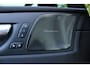 Volvo XC60 T6 Plug-in hybrid AWD Plus Black Edition | Verwarmbare Voor- en Achterstoelen | Harman/ Kardon Premium Audio | Getint Glas Achter | Luchtvering | Adpatieve Cruise Control | 360 Graden Camera | Verwarmbaar Stuurwiel | Apple Carplay/Android Auto | Adaptieve Koplampen | Elektrische Achterklep | Keyless Entry | Draadloze Telefoonlader | Dodehoekdetectie Met Correctie| 21" Lichtmetalen Velgen | Volvo On Call | Elektrische Voorstoelen met Memory | Electronic Climate Control | Panorama Dak | Parkeersensoren |