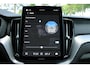 Volvo XC60 T6 Plug-in hybrid AWD Plus Black Edition | Verwarmbare Voor- en Achterstoelen | Harman/ Kardon Premium Audio | Getint Glas Achter | Luchtvering | Adpatieve Cruise Control | 360 Graden Camera | Verwarmbaar Stuurwiel | Apple Carplay/Android Auto | Adaptieve Koplampen | Elektrische Achterklep | Keyless Entry | Draadloze Telefoonlader | Dodehoekdetectie Met Correctie| 21" Lichtmetalen Velgen | Volvo On Call | Elektrische Voorstoelen met Memory | Electronic Climate Control | Panorama Dak | Parkeersensoren |